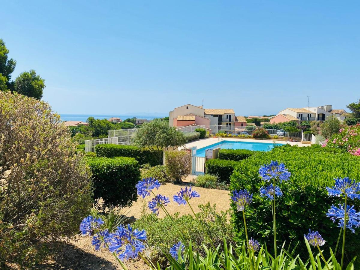 Appartement Proche Mer Avec Piscine Et Parking Fleury  Bagian luar foto
